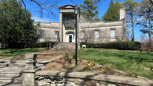 Photo of the Burritt Mansion at Burritt on the Mountain
